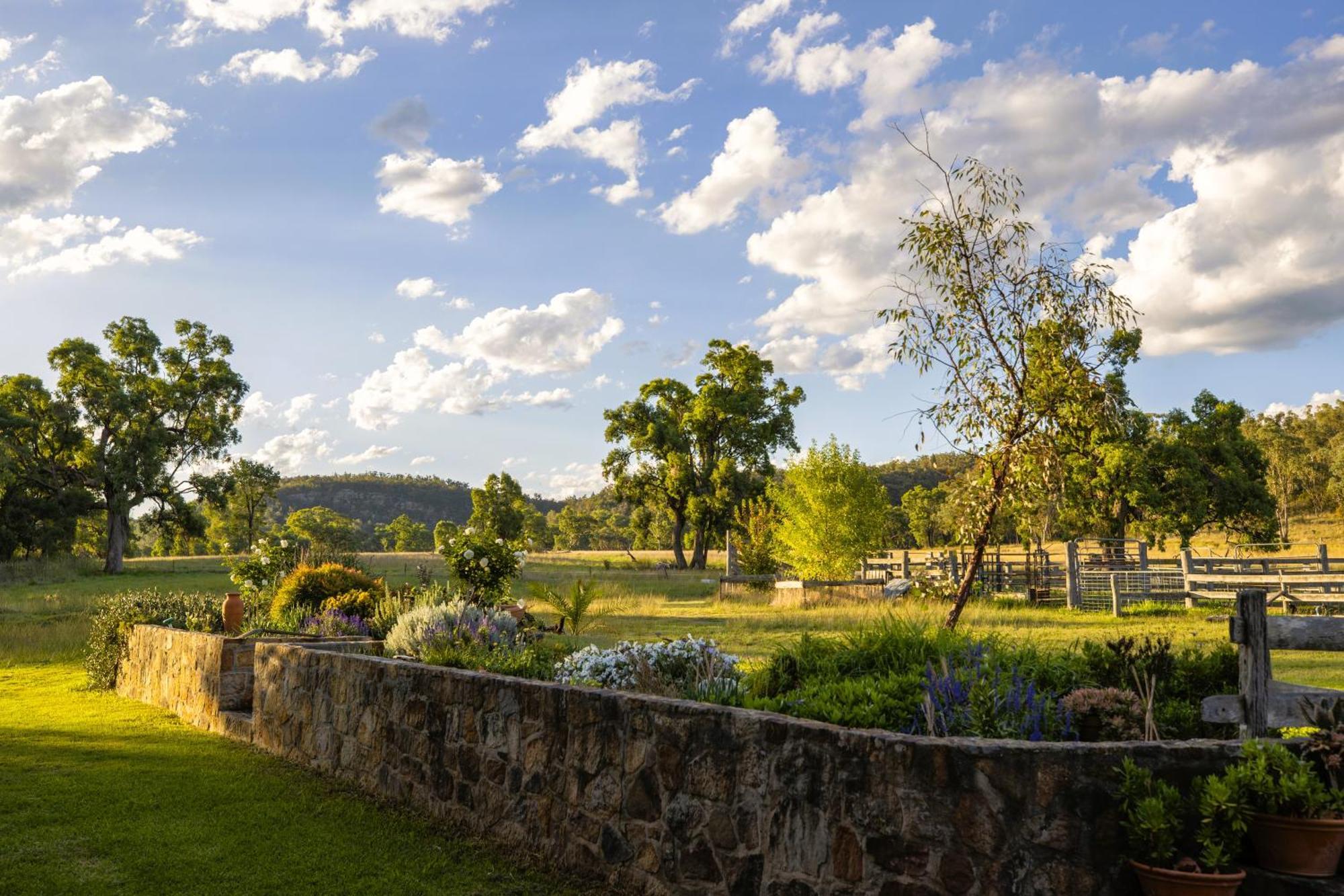 Pilliga Pottery Creative Farmstay Coonabarabran Exteriör bild