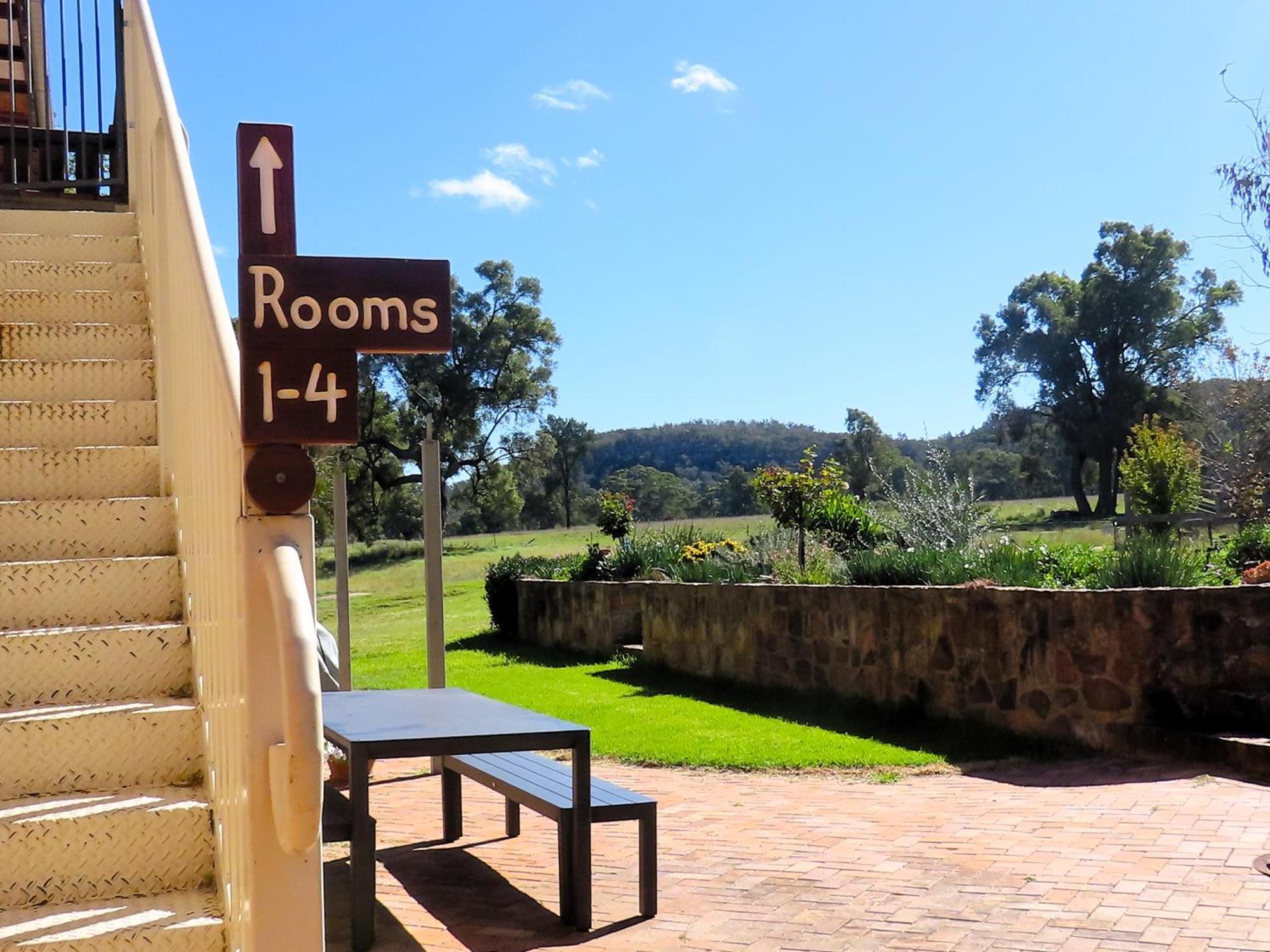 Pilliga Pottery Creative Farmstay Coonabarabran Exteriör bild